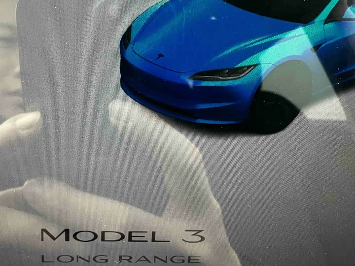Фото 9 - Tesla Model 3