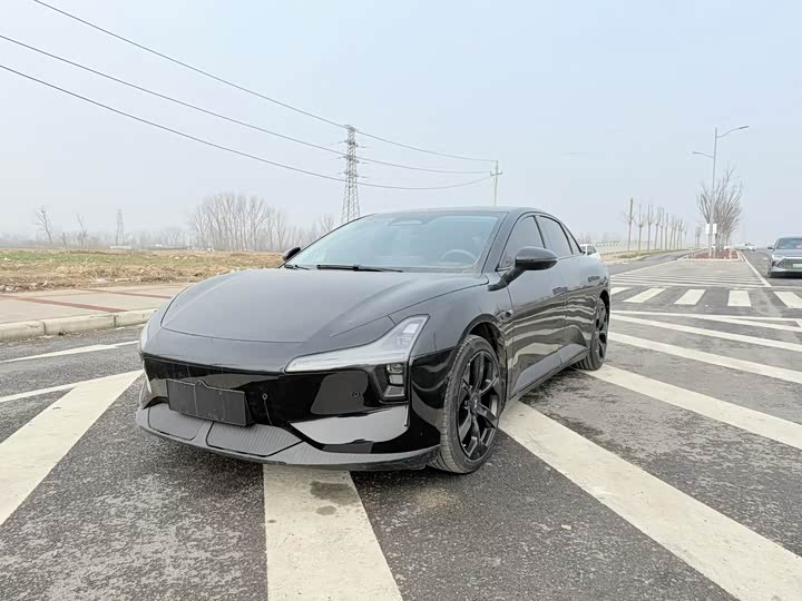 Фото 1 - XPeng Mona M03