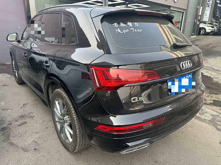 Фото 9 - Audi Q5L
