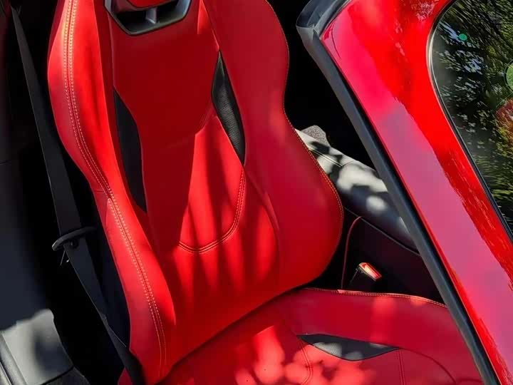 Фото 7 - Ferrari 296