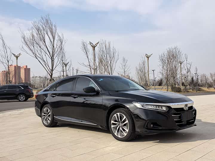 Фото 3 - Honda Accord