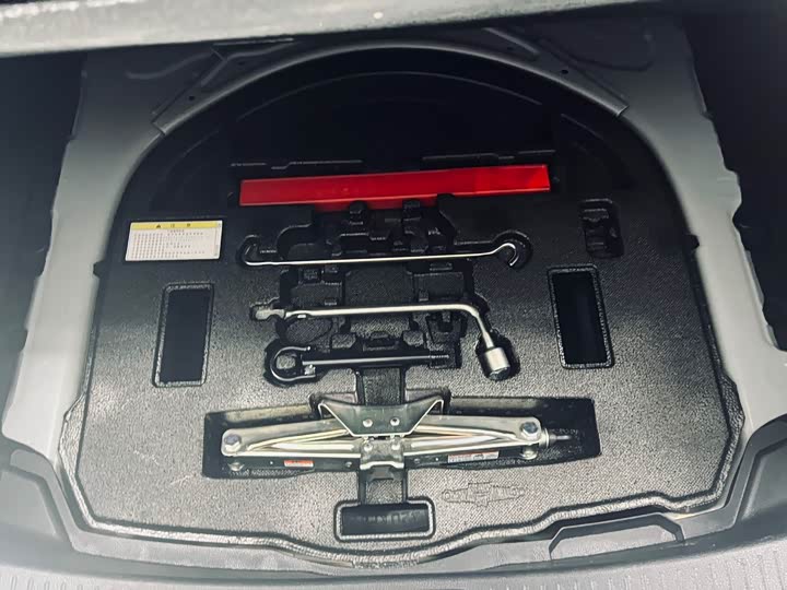 Фото 8 - Toyota Levin