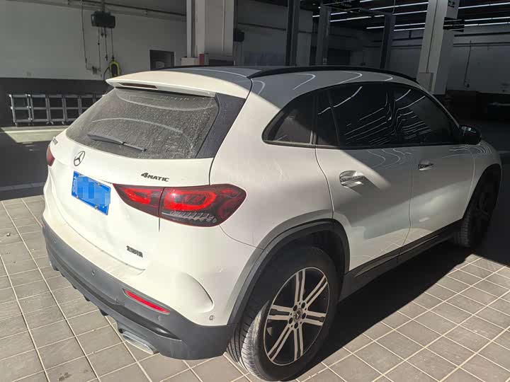 Фото 3 - Mercedes-Benz GLA-Class