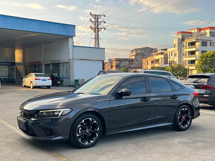 Фото 1 - Honda Civic