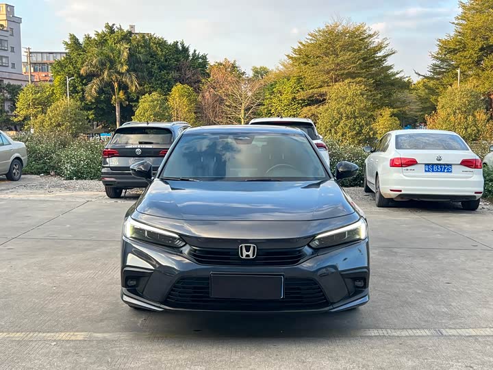 Фото 2 - Honda Civic