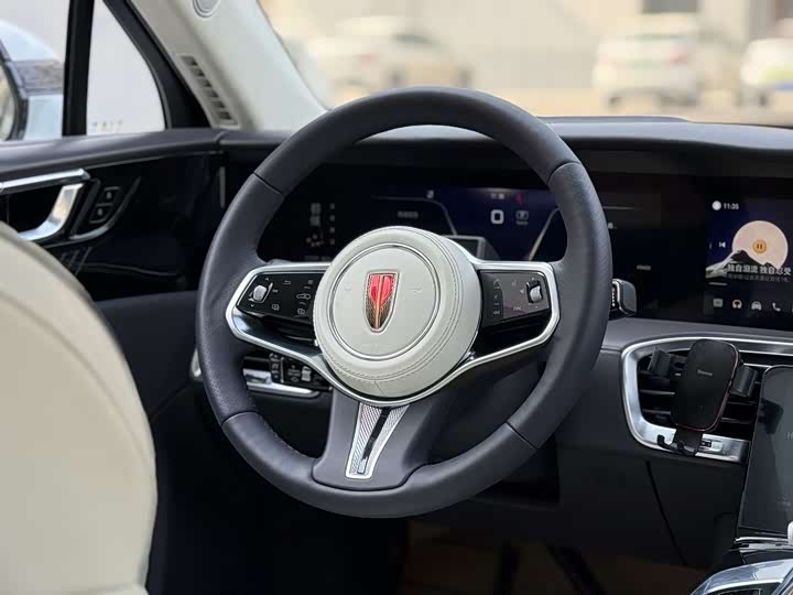 Фото 6 - Hongqi E-HS9