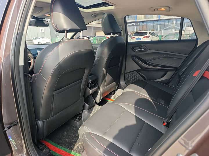 Фото 6 - MG Motor 5