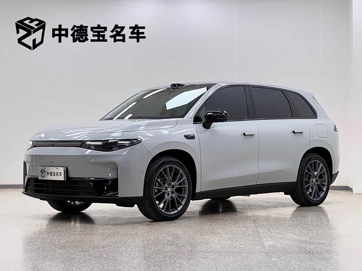 Фото 1 - Leapmotor C10