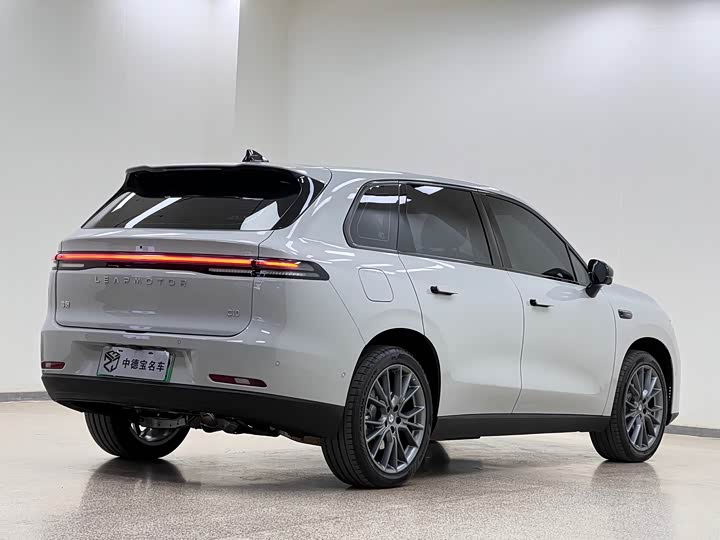 Фото 5 - Leapmotor C10