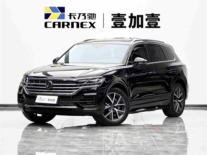 Фото 1 - Volkswagen Touareg