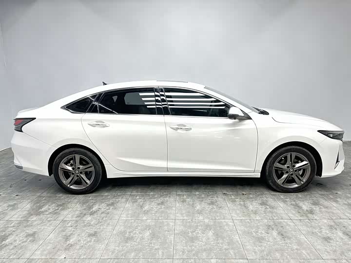 Фото 9 - Changan Raeton Plus