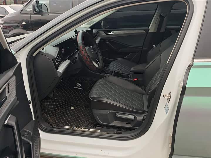 Фото 8 - Volkswagen Sagitar L