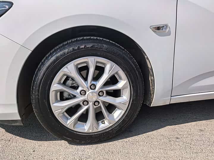 Фото 5 - Chevrolet Monza