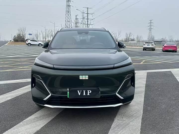 Фото 2 - Geely Galaxy Starship 7