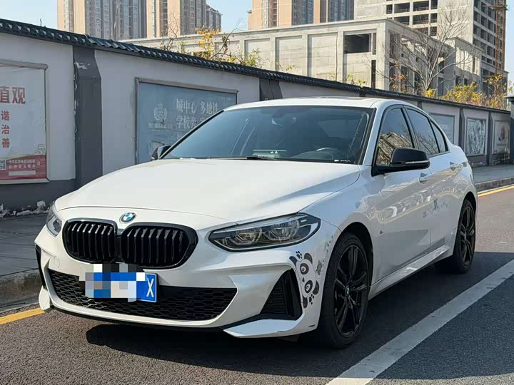 Фото 1 - BMW 1 Series