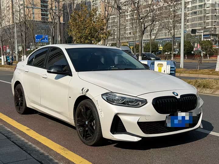 Фото 3 - BMW 1 Series