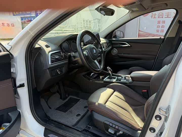 Фото 4 - BMW 1 Series