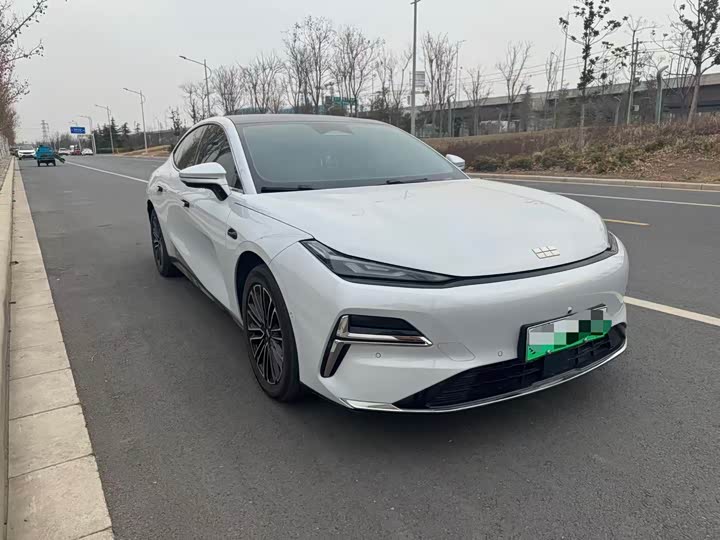 Фото 3 - Geely Galaxy Starshine 8 EM-i