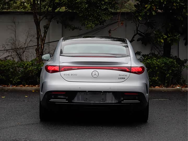 Photo 5 - Mercedes-Benz EQE