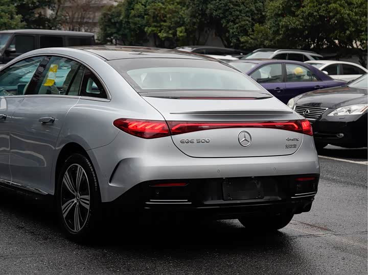 Photo 7 - Mercedes-Benz EQE