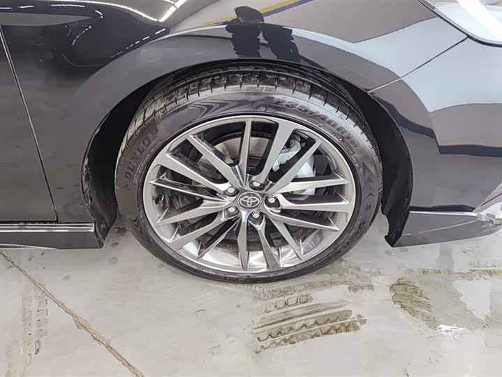 Фото 6 - Toyota Camry