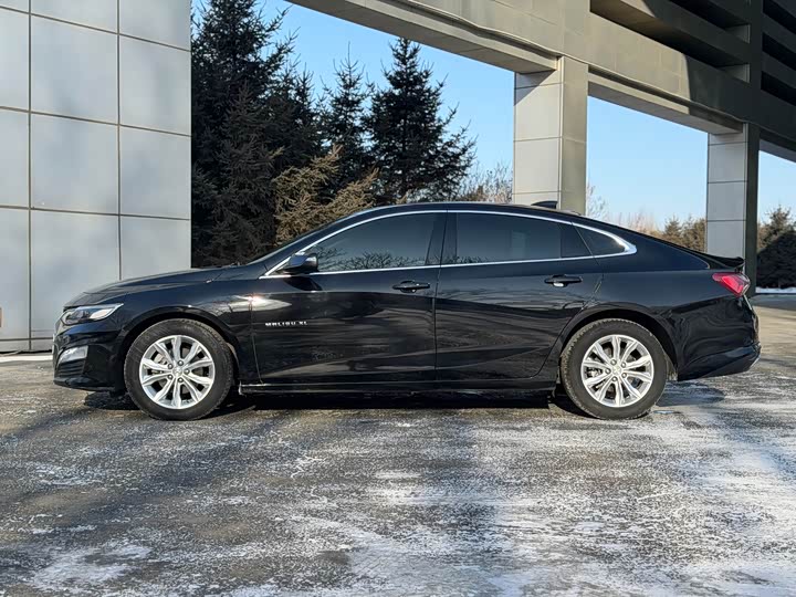 Фото 3 - Chevrolet Malibu XL