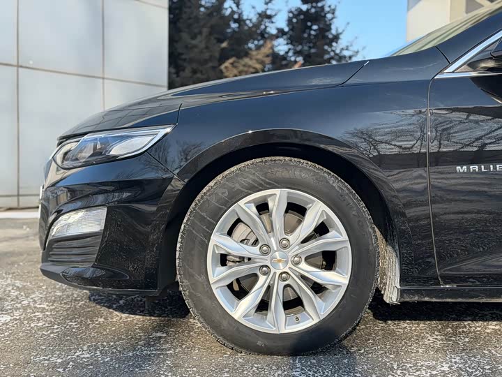 Фото 8 - Chevrolet Malibu XL