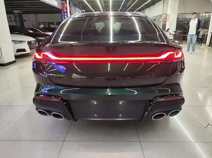 Фото 8 - MG Motor 7