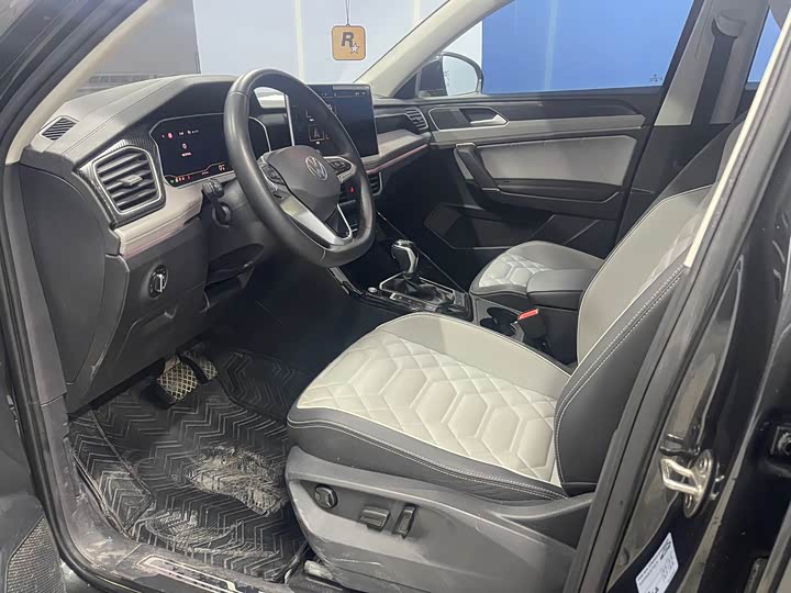 Фото 9 - Volkswagen Tayron