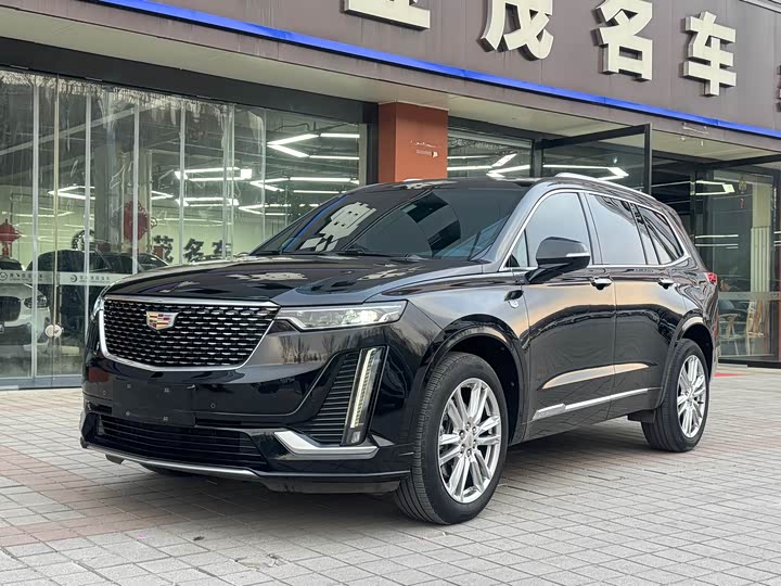 Фото 1 - Cadillac XT6