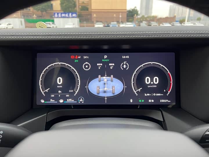 Фото 7 - Tank 300 Hybrid