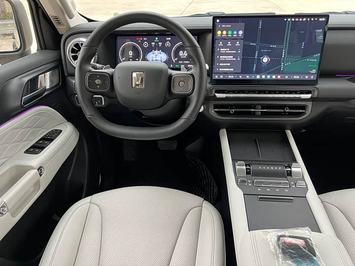 Фото 9 - Tank 300 Hybrid