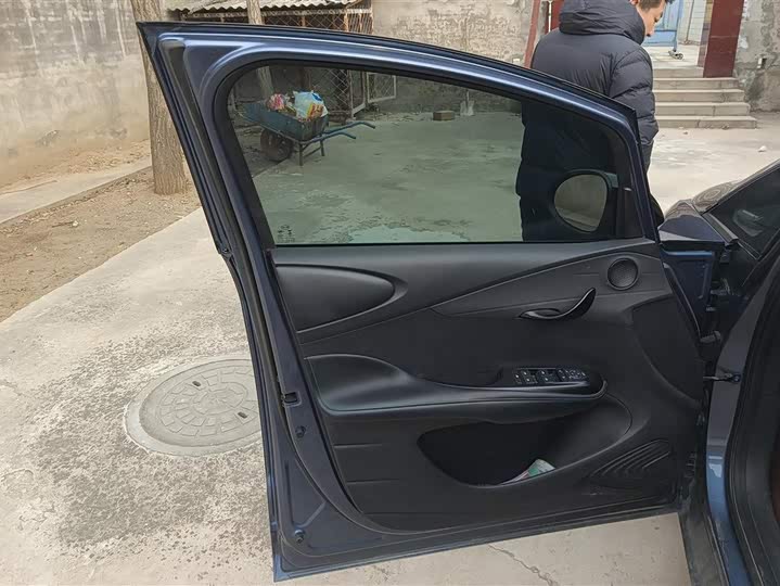 Фото 7 - BYD Dolphin