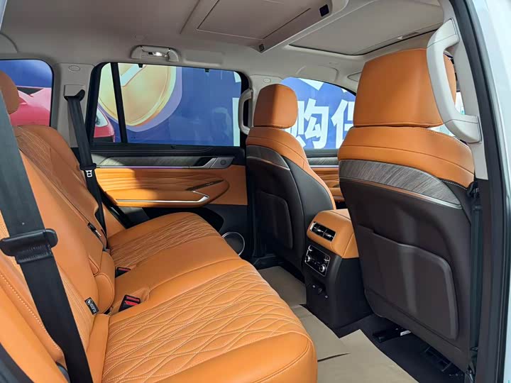 Фото 8 - Tank 500 Hybrid