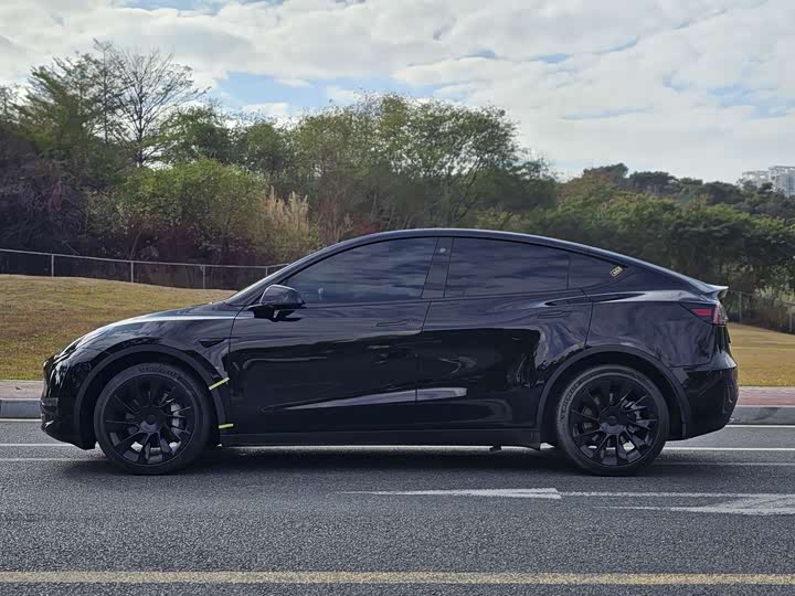 Фото 7 - Tesla Model Y