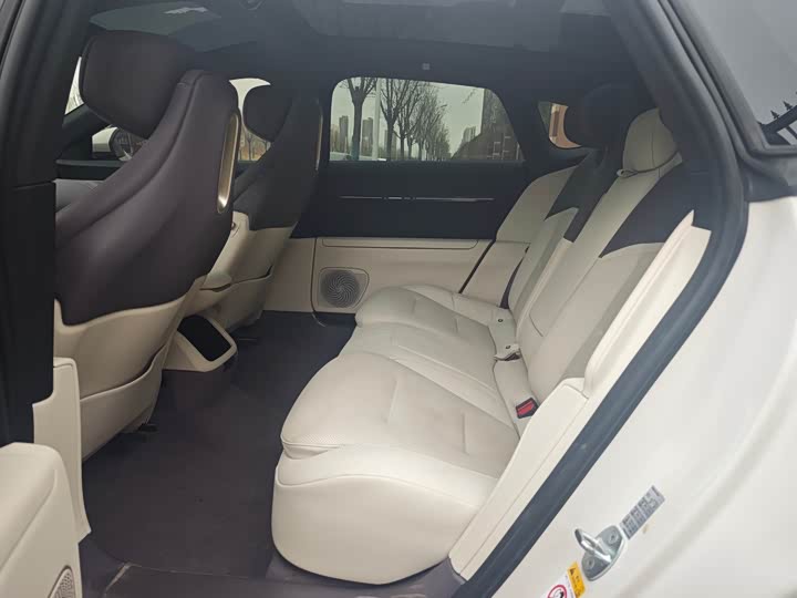 Фото 5 - Avatr 12