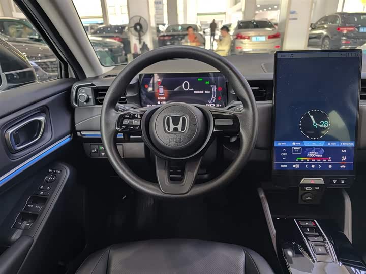 Фото 9 - Honda e:NS1