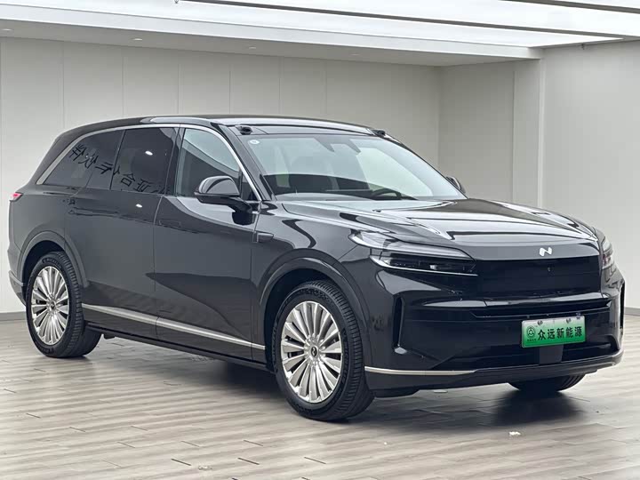 Фото 4 - Nio Onvo L90