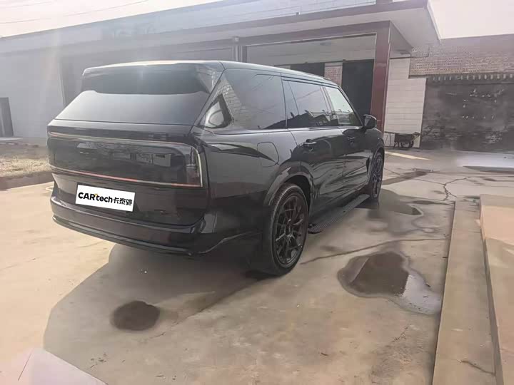 Фото 4 - Zeekr 9X