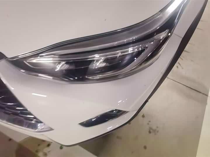 Фото 5 - Toyota Yaris L Hatchback