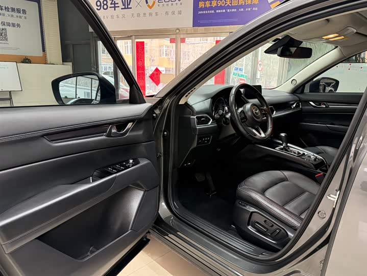 Фото 8 - Mazda CX-5