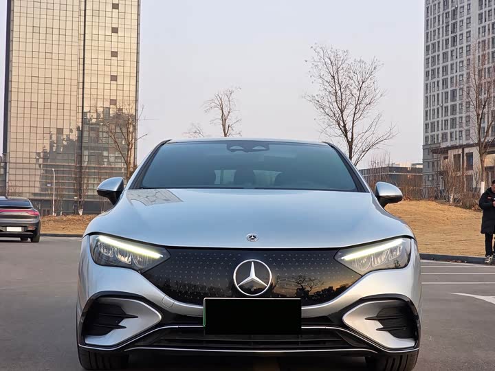 Фото 1 - Mercedes-Benz EQE