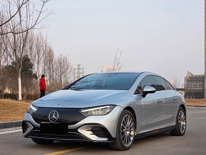 Фото 3 - Mercedes-Benz EQE