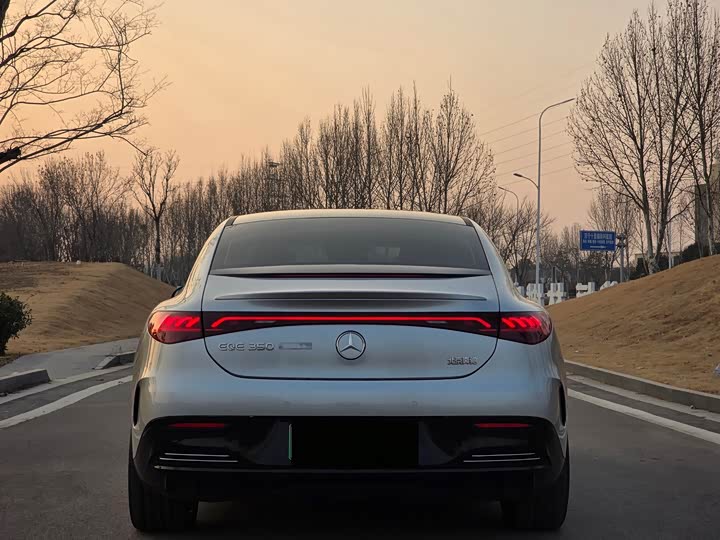 Фото 4 - Mercedes-Benz EQE