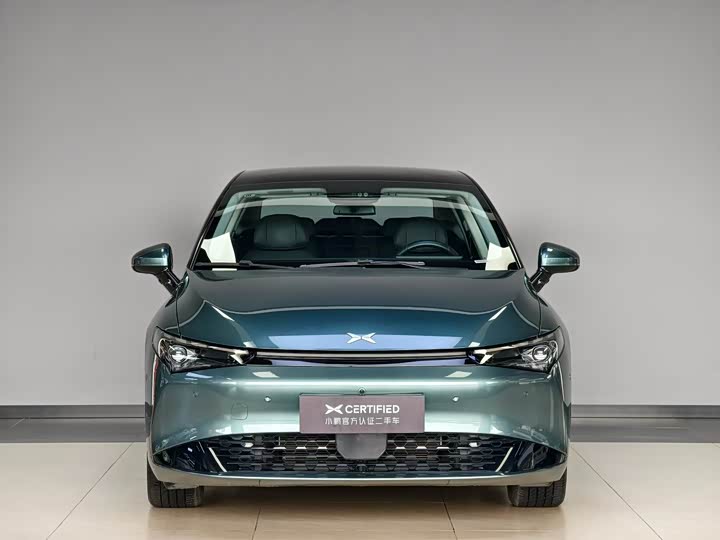 Фото 2 - XPeng P5