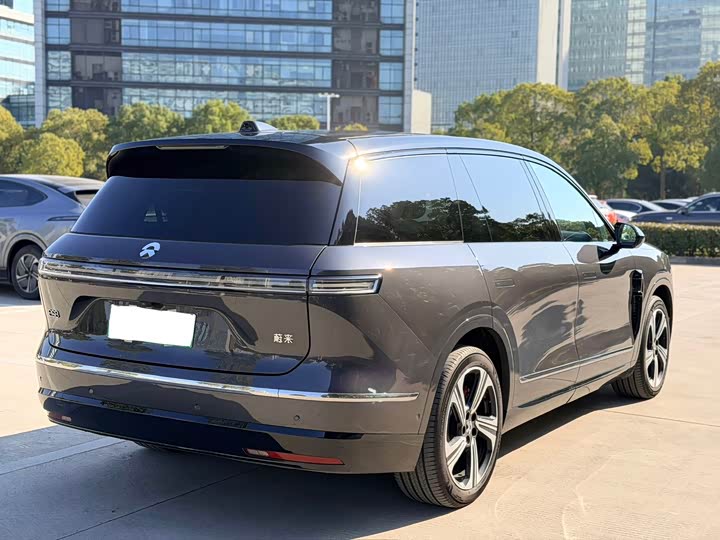 Фото 6 - Nio ES8