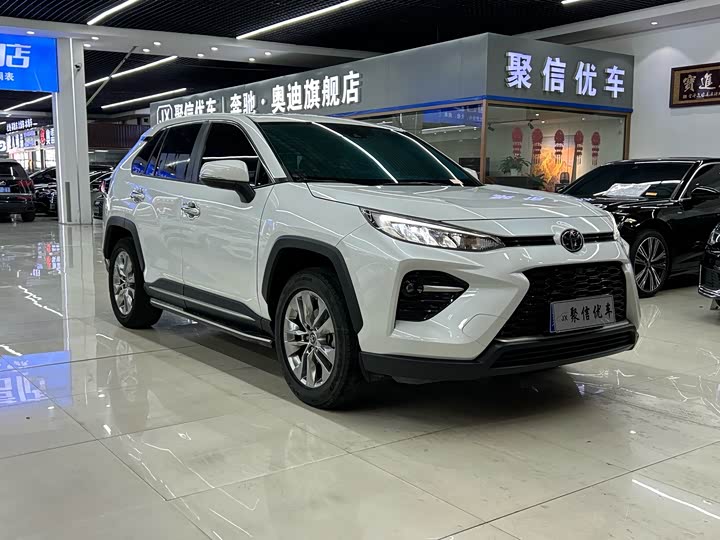 Фото 4 - Toyota Wildlander