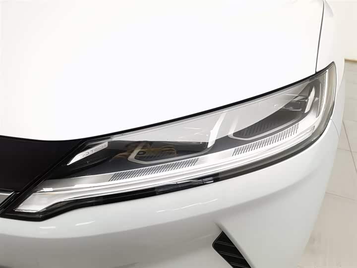 Фото 7 - BYD Yuan Up