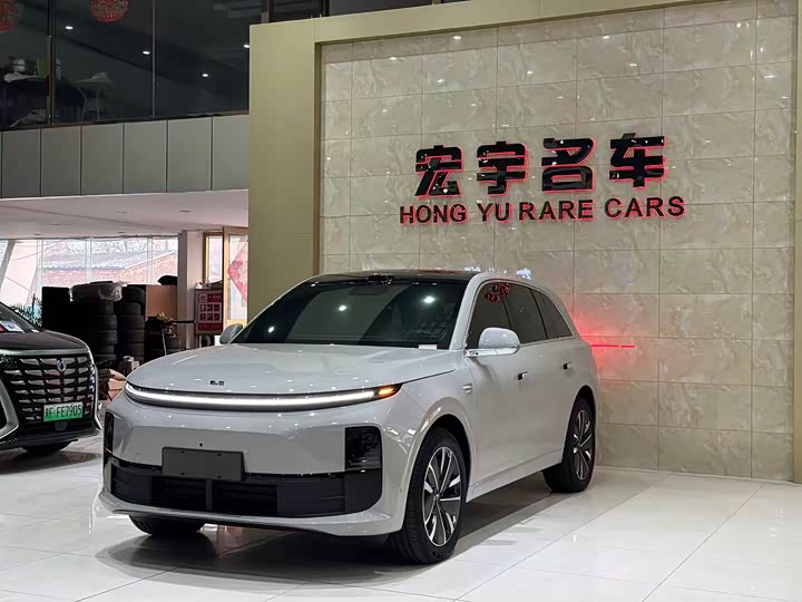 Фото 1 - LiXiang L6