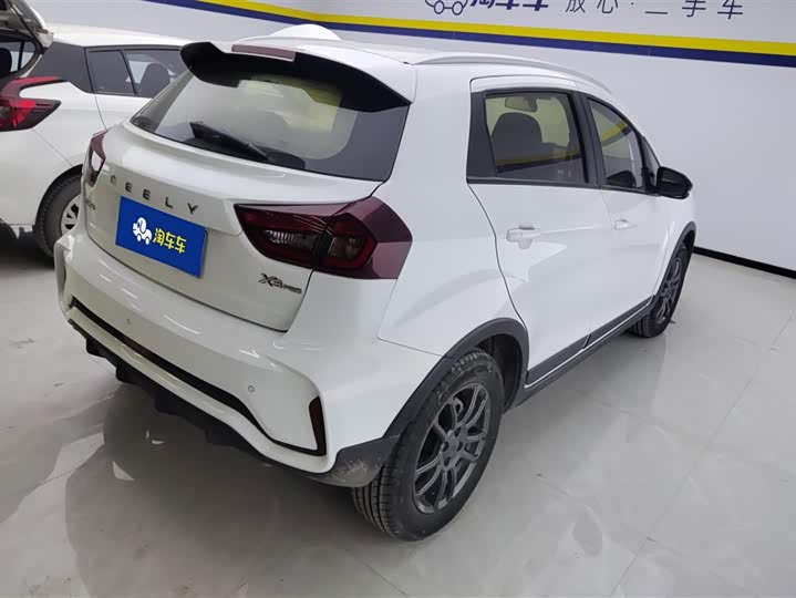 Фото 3 - Geely Vision X3